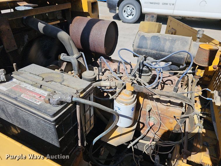 image for item NU9025 Caterpillar V60B  forklift