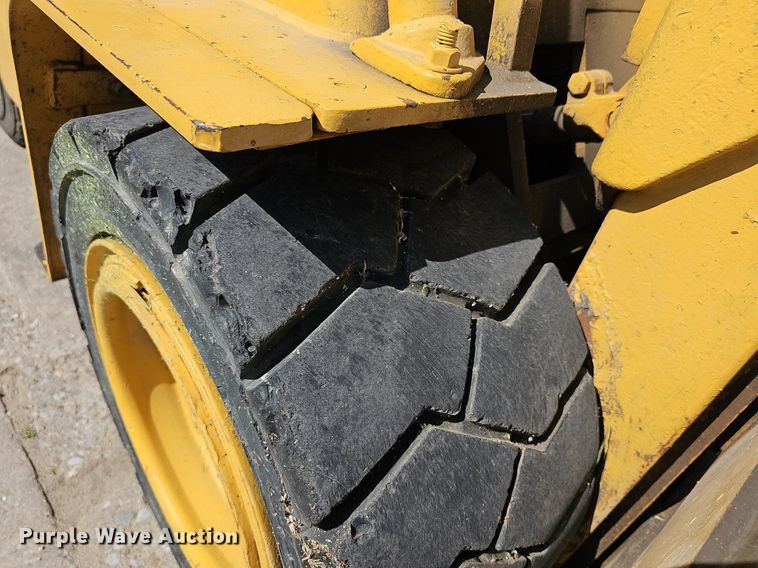 image for item NU9025 Caterpillar V60B  forklift