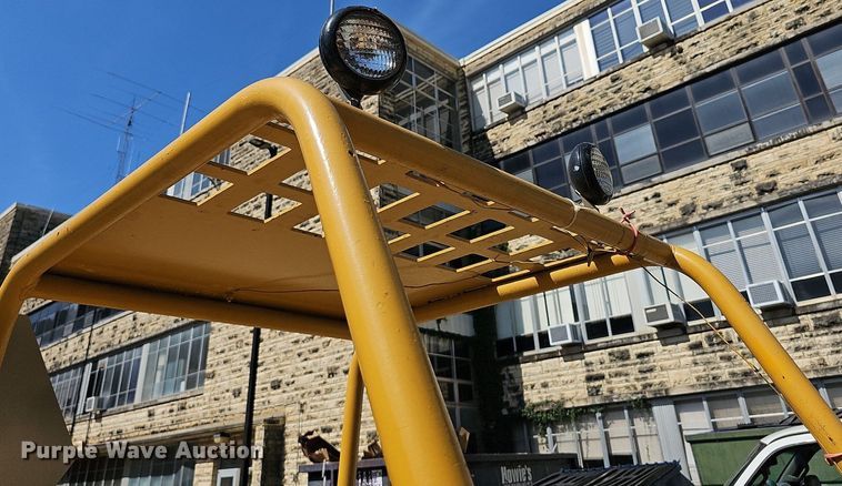 image for item NU9025 Caterpillar V60B  forklift