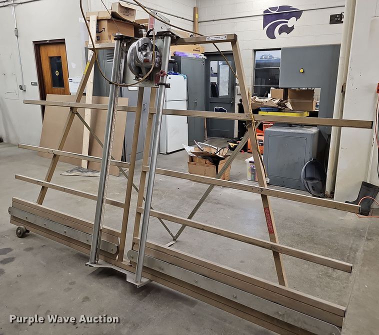 image for item NU9026 Skil  panel saw