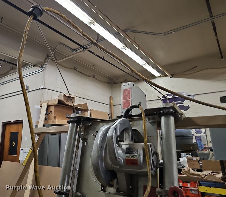 image for item NU9026 Skil  panel saw