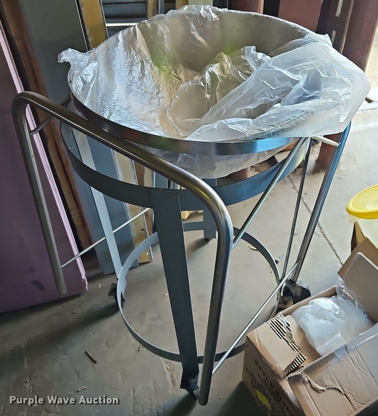 image for item NU9037 Restaurant equipment