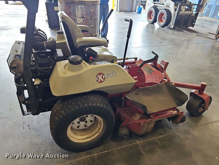 image for item NU9045 Exmark Lazer Z  ZTR lawn mower