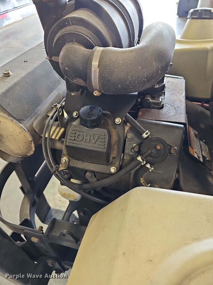 image for item NU9045 Exmark Lazer Z  ZTR lawn mower