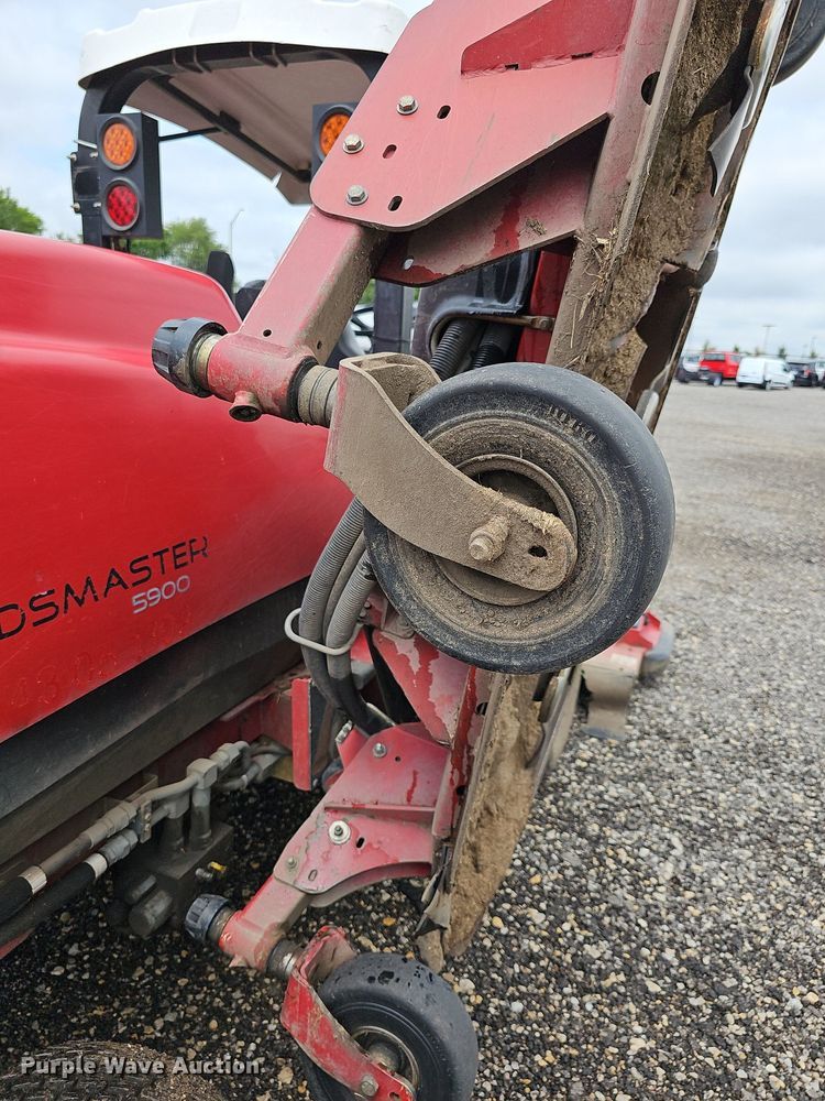 image for item NU9074 Toro Groundsmaster 5900  lawn mower