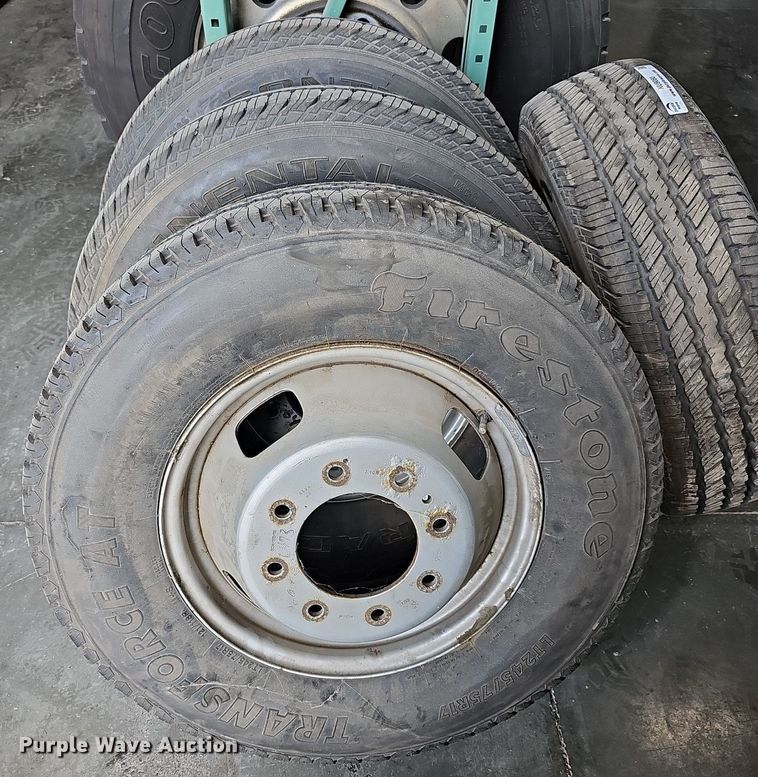 image for item NU9080 (4) 245/75R17 tires