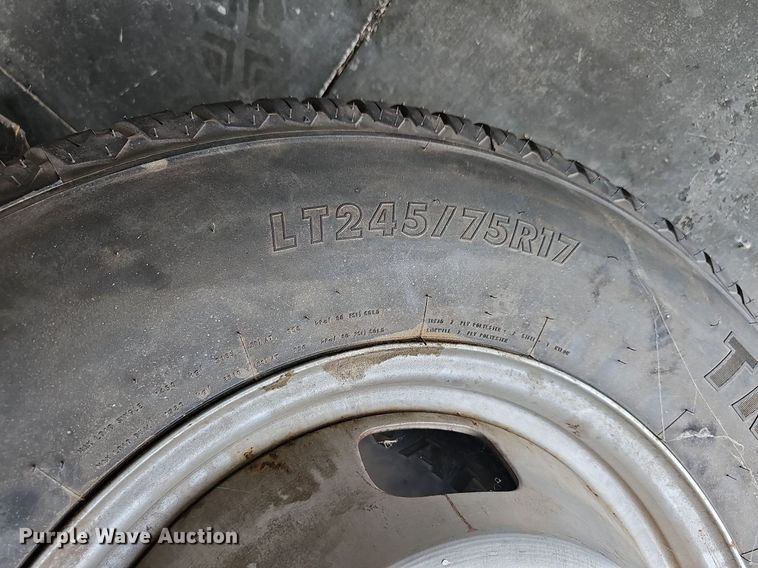 image for item NU9080 (4) 245/75R17 tires