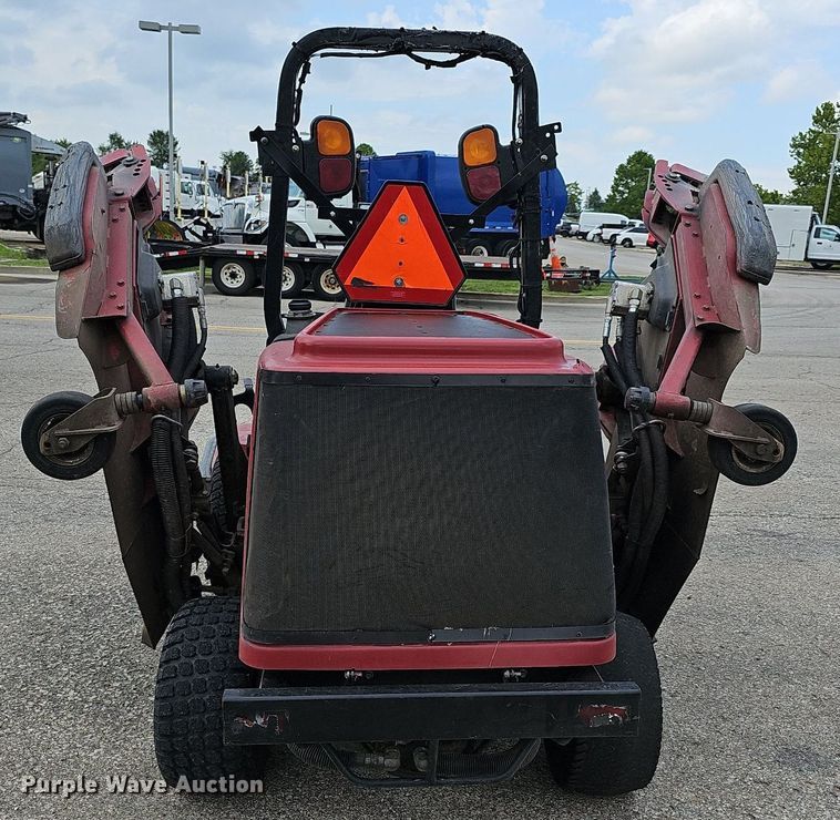 image for item NU9082 Toro Groundsmaster 4000D  lawn mower