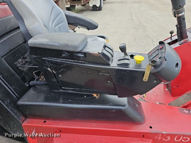 image for item NU9082 Toro Groundsmaster 4000D  lawn mower