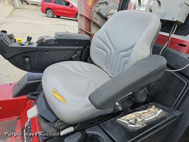 image for item NU9082 Toro Groundsmaster 4000D  lawn mower