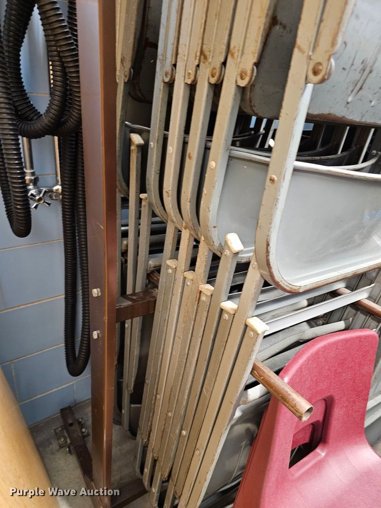 image for item NU9107 Approximately 60 metal folding chairs