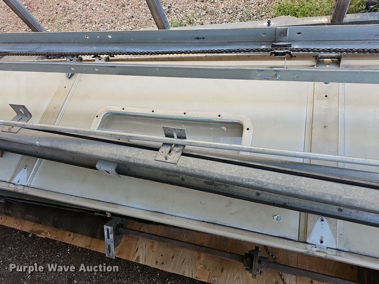 image for item NU9118 Garage door