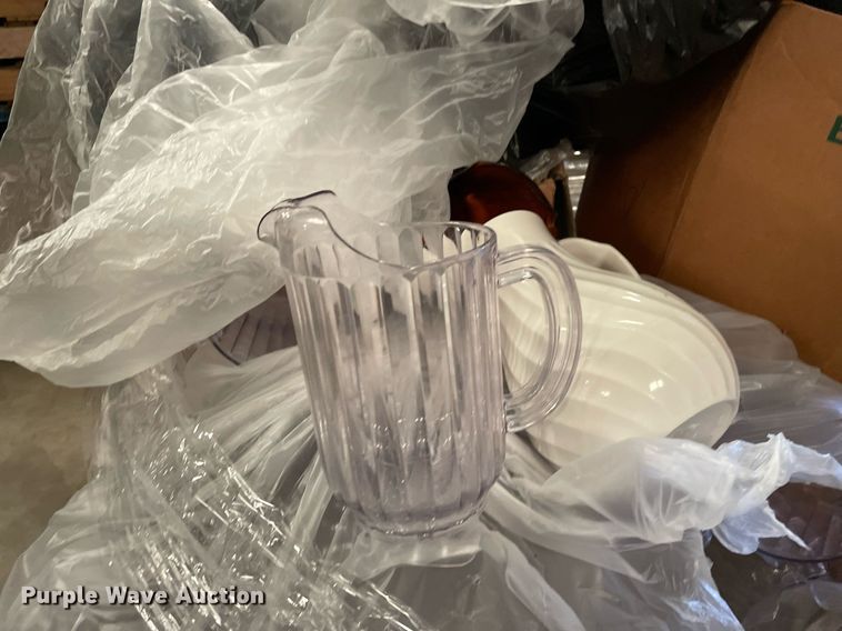 image for item NY9559 (14) pallets of restaurant equipment