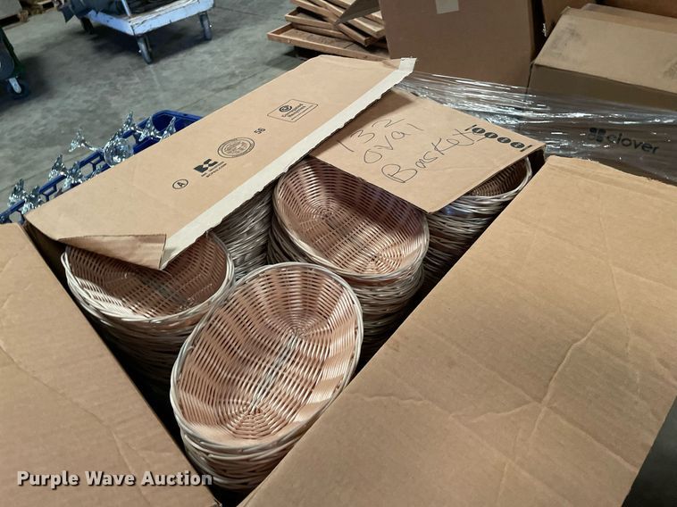 image for item NY9559 (14) pallets of restaurant equipment