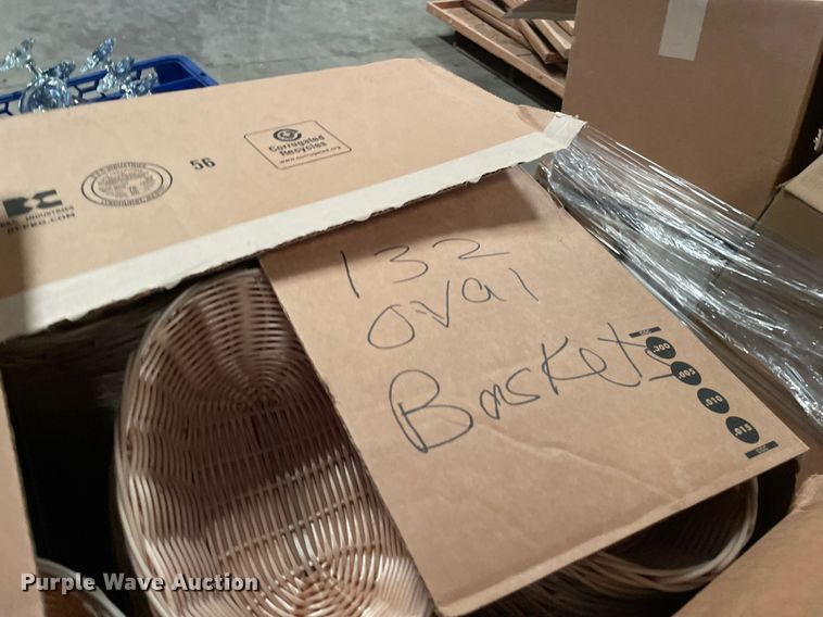 image for item NY9559 (14) pallets of restaurant equipment