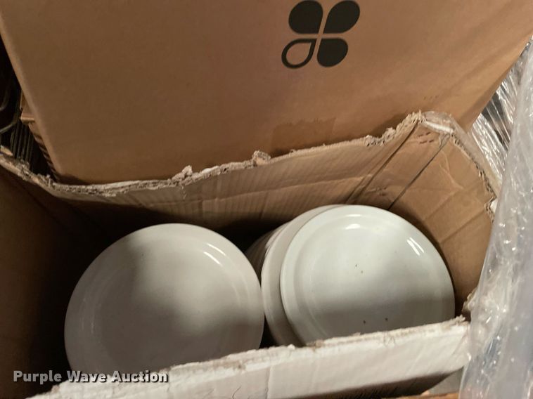 image for item NY9559 (14) pallets of restaurant equipment