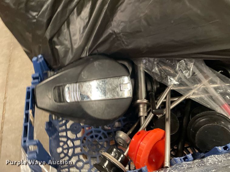 image for item NY9559 (14) pallets of restaurant equipment