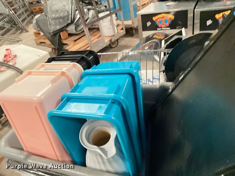 image for item NY9559 (14) pallets of restaurant equipment