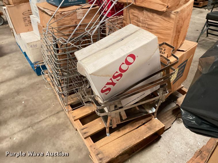 image for item NY9559 (14) pallets of restaurant equipment