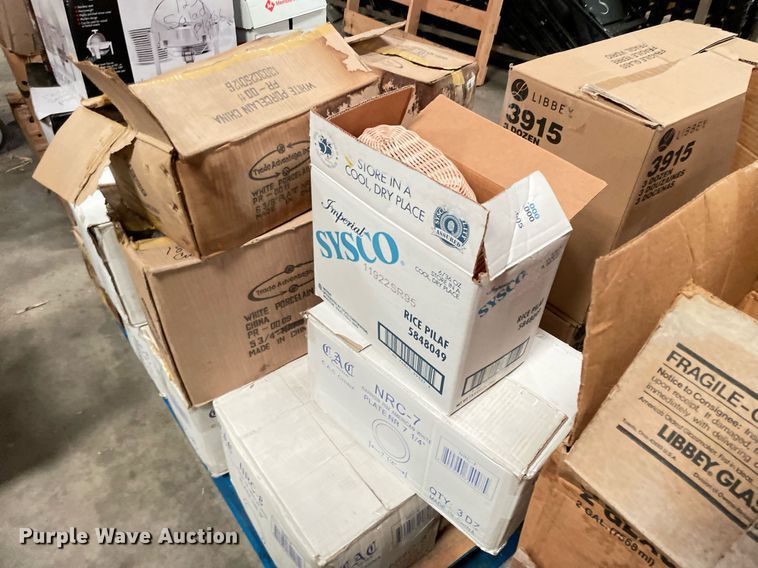 image for item NY9559 (14) pallets of restaurant equipment