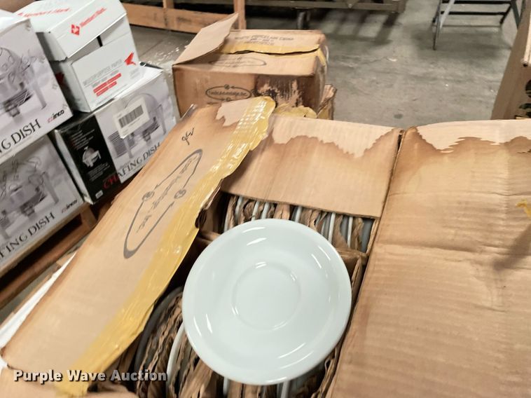 image for item NY9559 (14) pallets of restaurant equipment