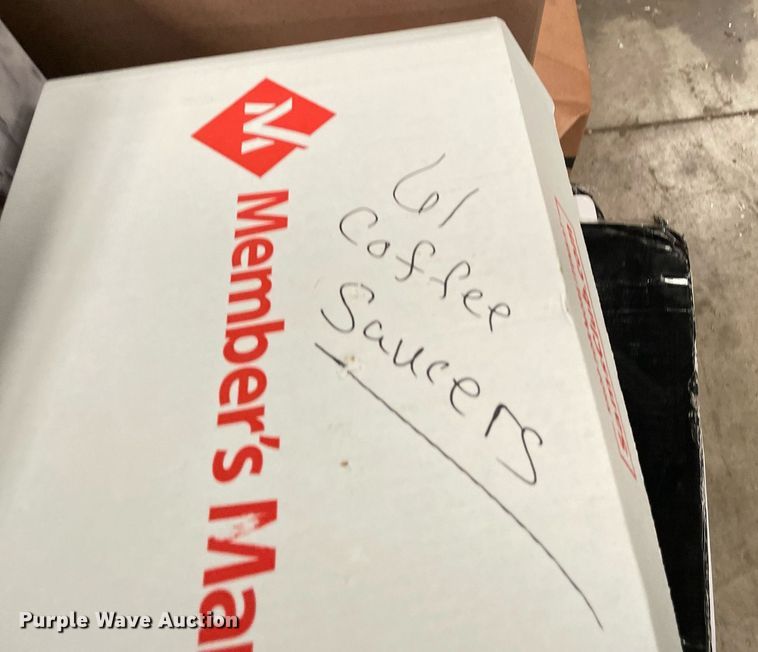 image for item NY9559 (14) pallets of restaurant equipment