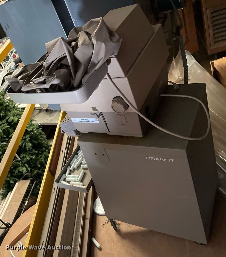 image for item NY9563 Brandt 925  coin counter/sorter