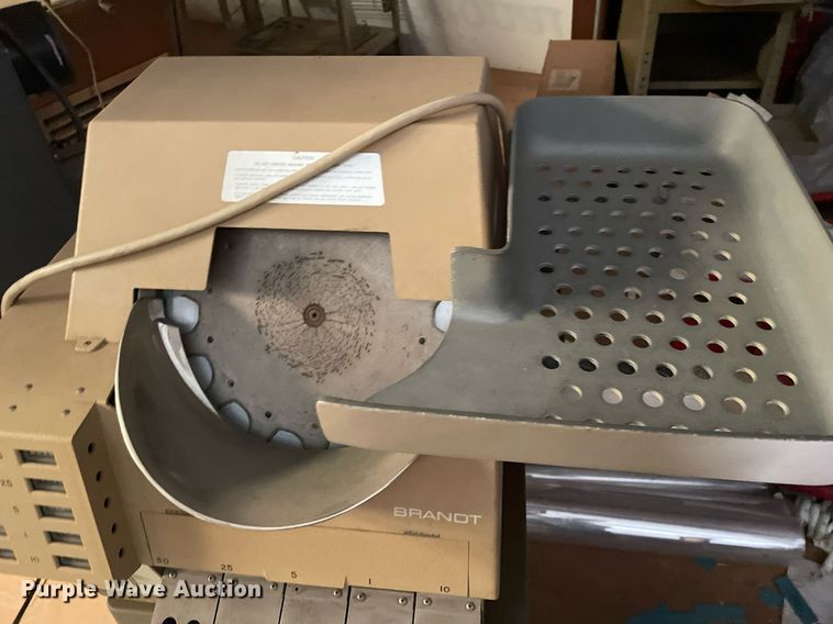 image for item NY9563 Brandt 925  coin counter/sorter