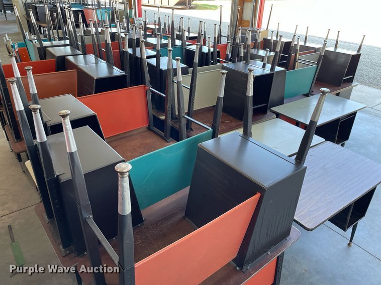 image for item NY9564 Approximately 54 desks