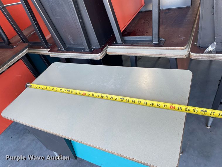 image for item NY9564 Approximately 54 desks