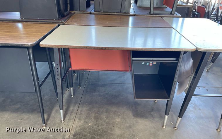 image for item NY9566 (27) desks