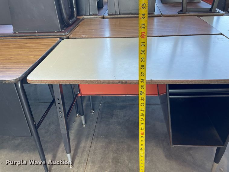 image for item NY9566 (27) desks