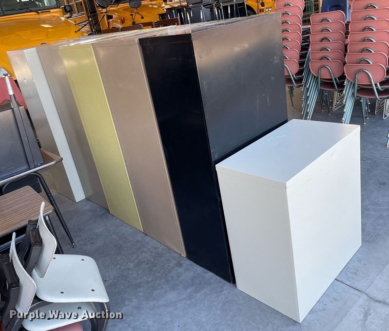 image for item NY9567 (6) metal file cabinets