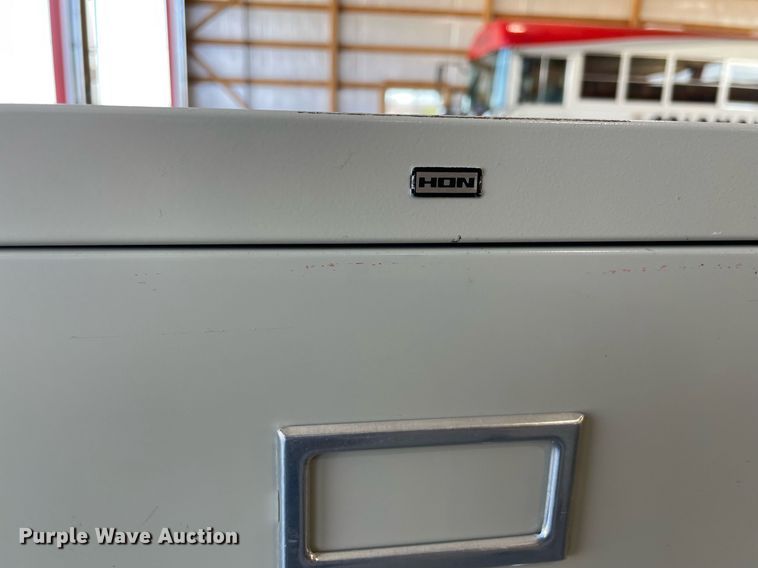 image for item NY9567 (6) metal file cabinets