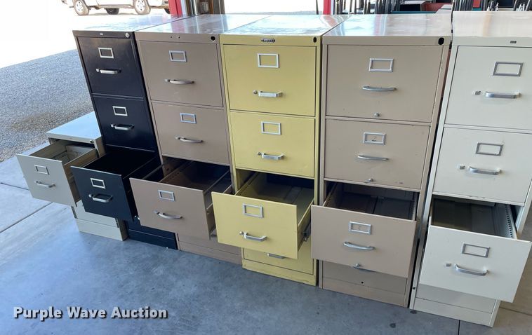 image for item NY9567 (6) metal file cabinets