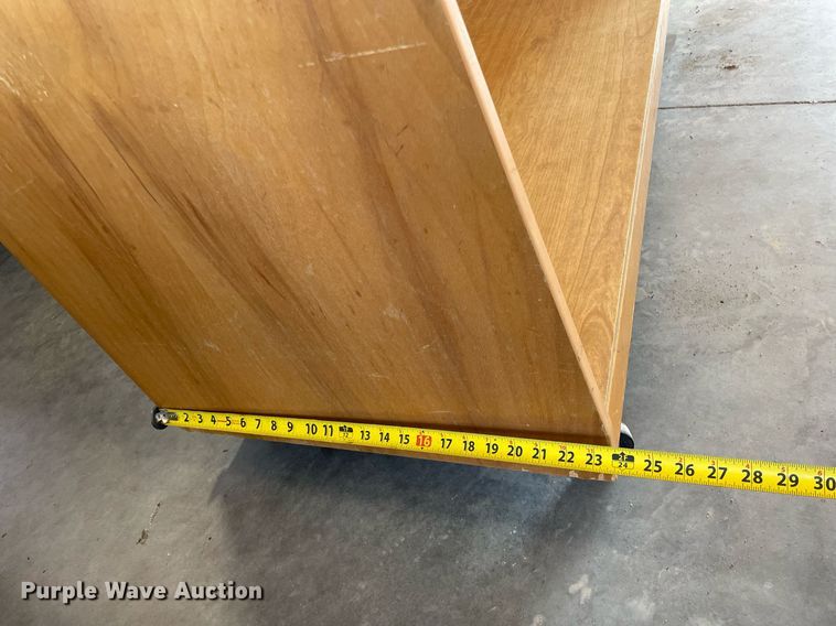 image for item NY9573 (3) cabinets