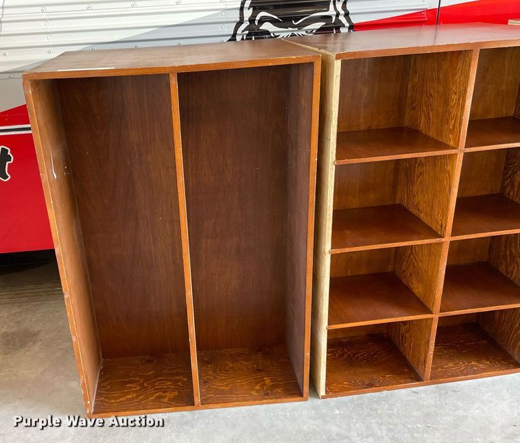 image for item NY9574 (5) wood cabinets/cubbies