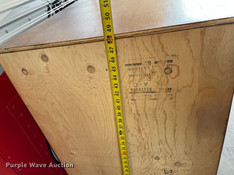 image for item NY9574 (5) wood cabinets/cubbies