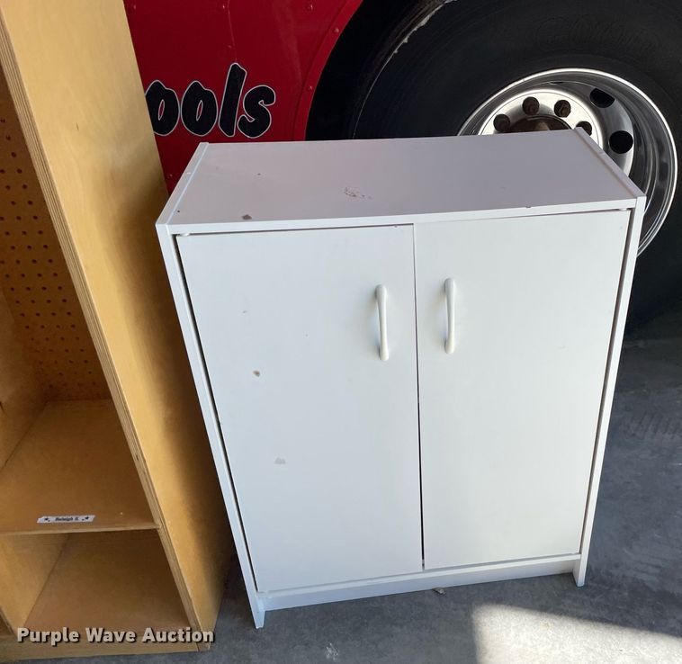 image for item NY9574 (5) wood cabinets/cubbies