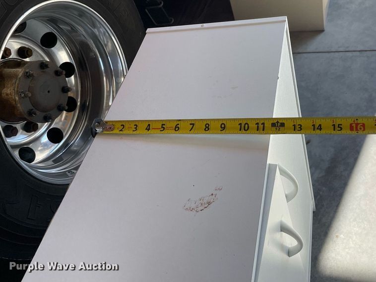 image for item NY9574 (5) wood cabinets/cubbies