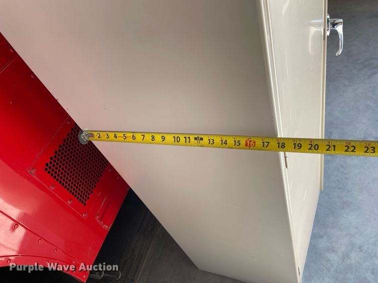 image for item NY9575 (2) metal cabinets