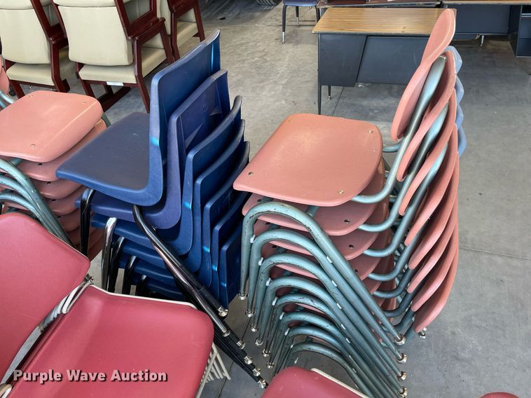 image for item NY9578 Approximately 78 chairs