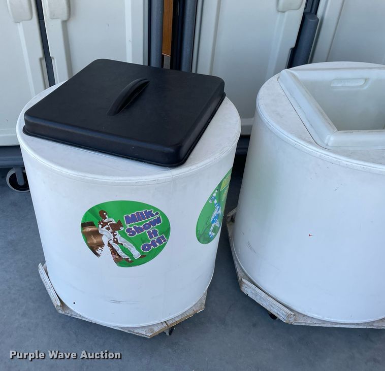 image for item NY9580 (2) Cambro Healthcare tray carts