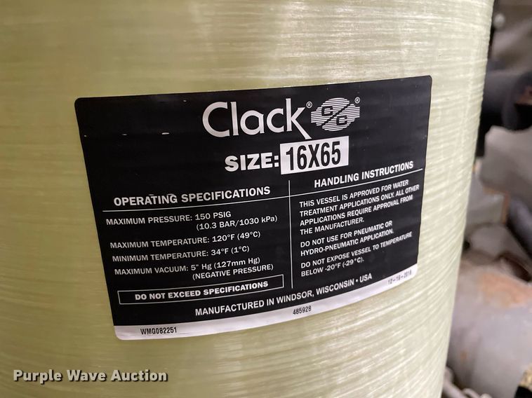 image for item NY9587 Pentair 9500 8XT  water softener system