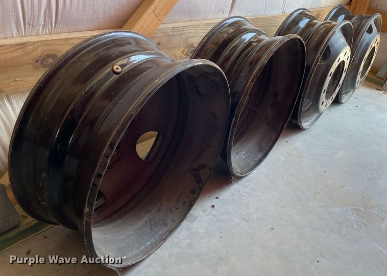 image for item NY9592 (4) 22.5x8.5 steel wheels