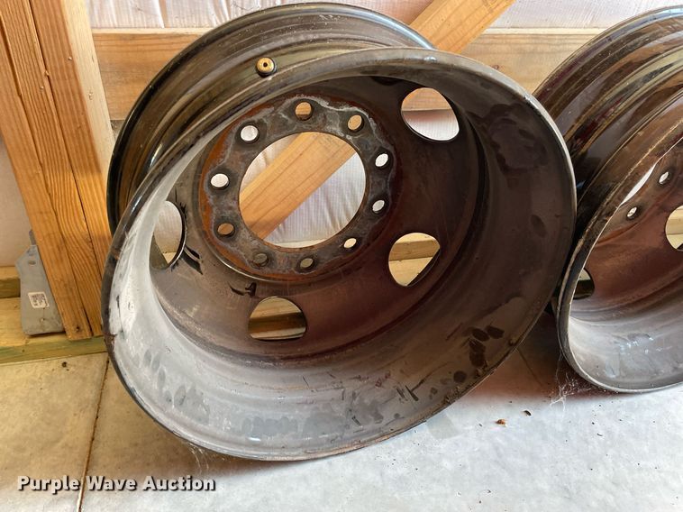 image for item NY9592 (4) 22.5x8.5 steel wheels