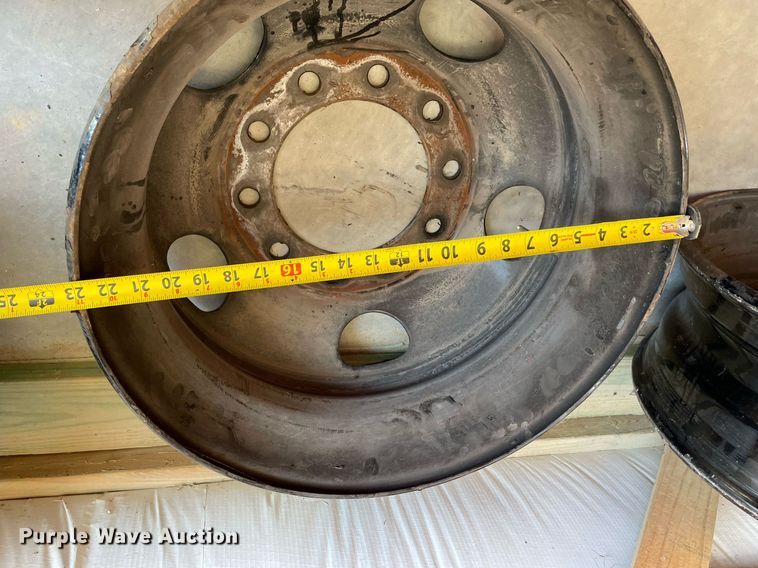 image for item NY9592 (4) 22.5x8.5 steel wheels