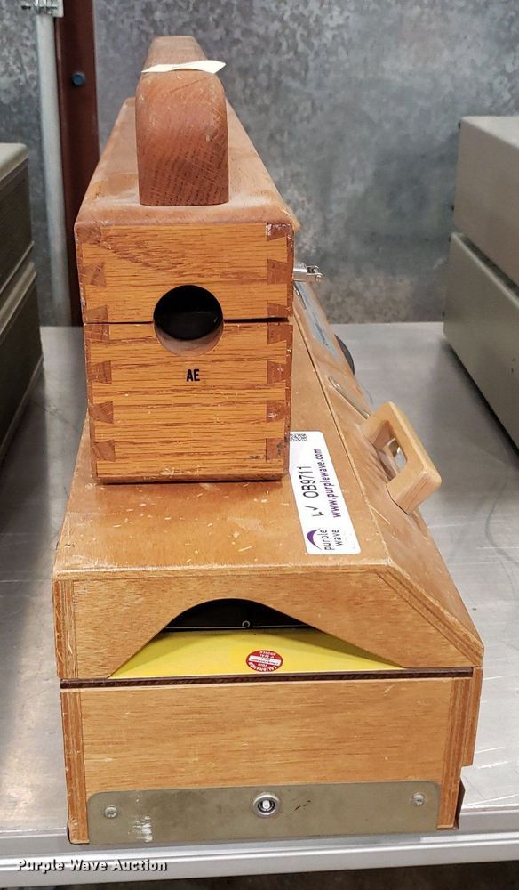 image for item OB9711 Laboratory equipment