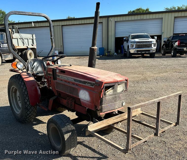 image for item OC9103 International 234  tractor