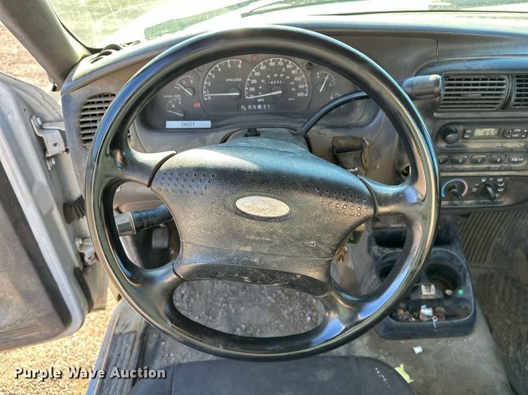 image for item OC9104 2003 Ford Ranger  pickup truck